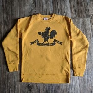 Yellow Levi's sweatshirt